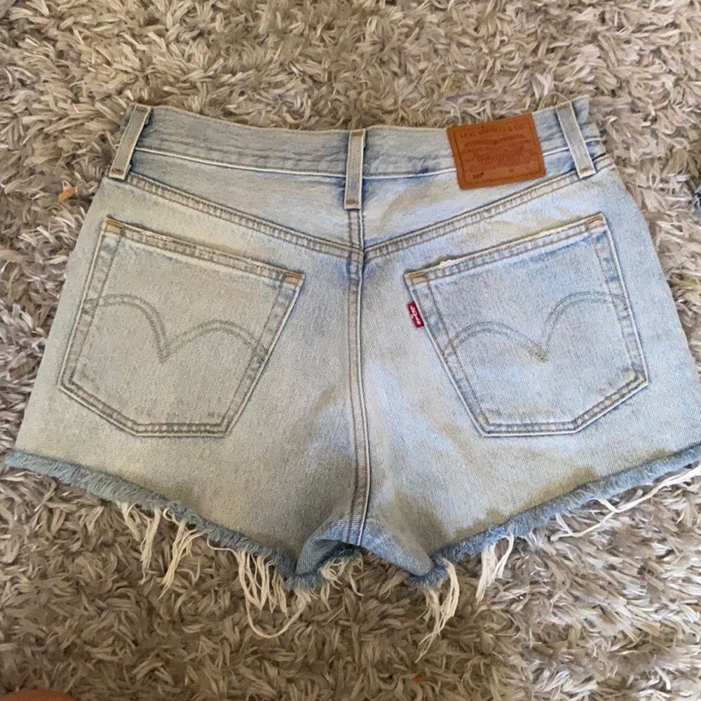 Light washed Levi’s shorts